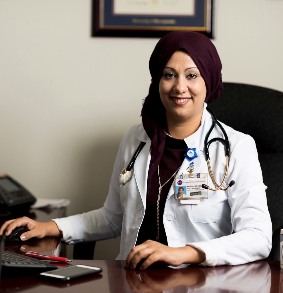 NYUGSOMHospMed's tweet photo. Meet our team! 
Dr. Marwa Moussa (@MarwaMoussaMD) is the section chief of Hospital Medicine at @nyulangone's Brooklyn campus. 

Marwa's passion projects focus on transitions of care and workplace bias, and in her personal time she likes to practice yoga. https://t.co/OAETCNjAt2