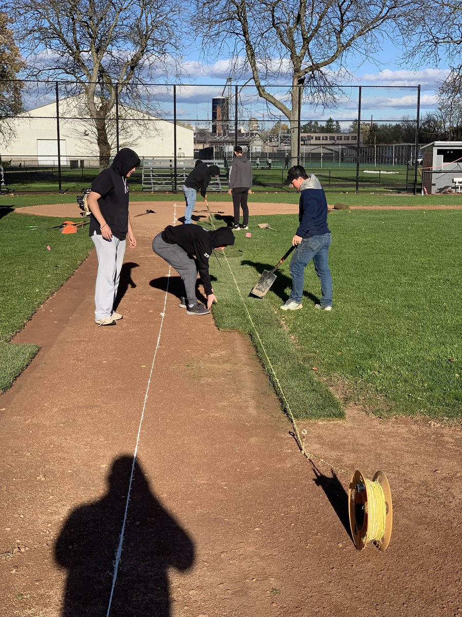 CobleskillBase's tweet photo. #FreshUpGrade #FallFieldWork https://t.co/qgCeu82UiX