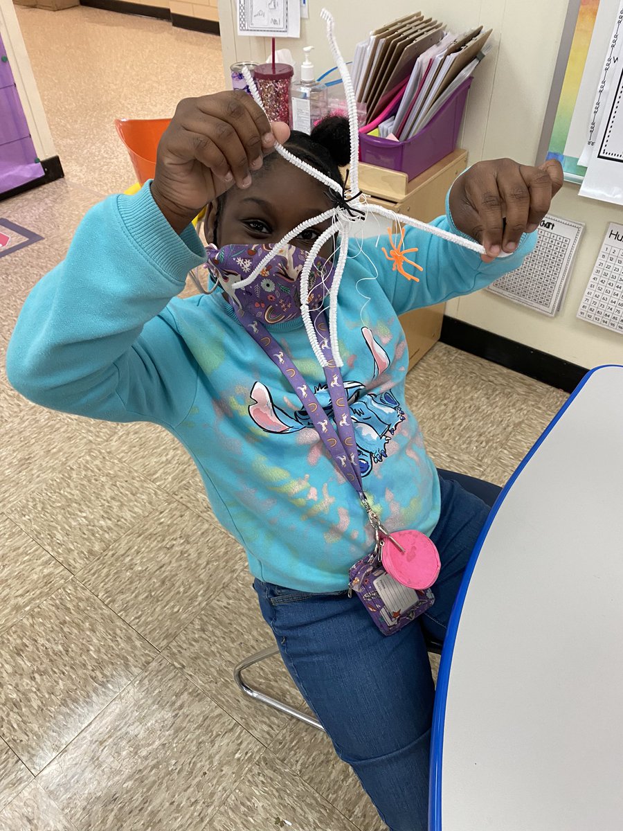 MrsRapsky's tweet photo. We had so much fun doing our PBIS STEAM challenge! @MsLeeTCS @ChatsworthSch https://t.co/MSrsL4V0zd