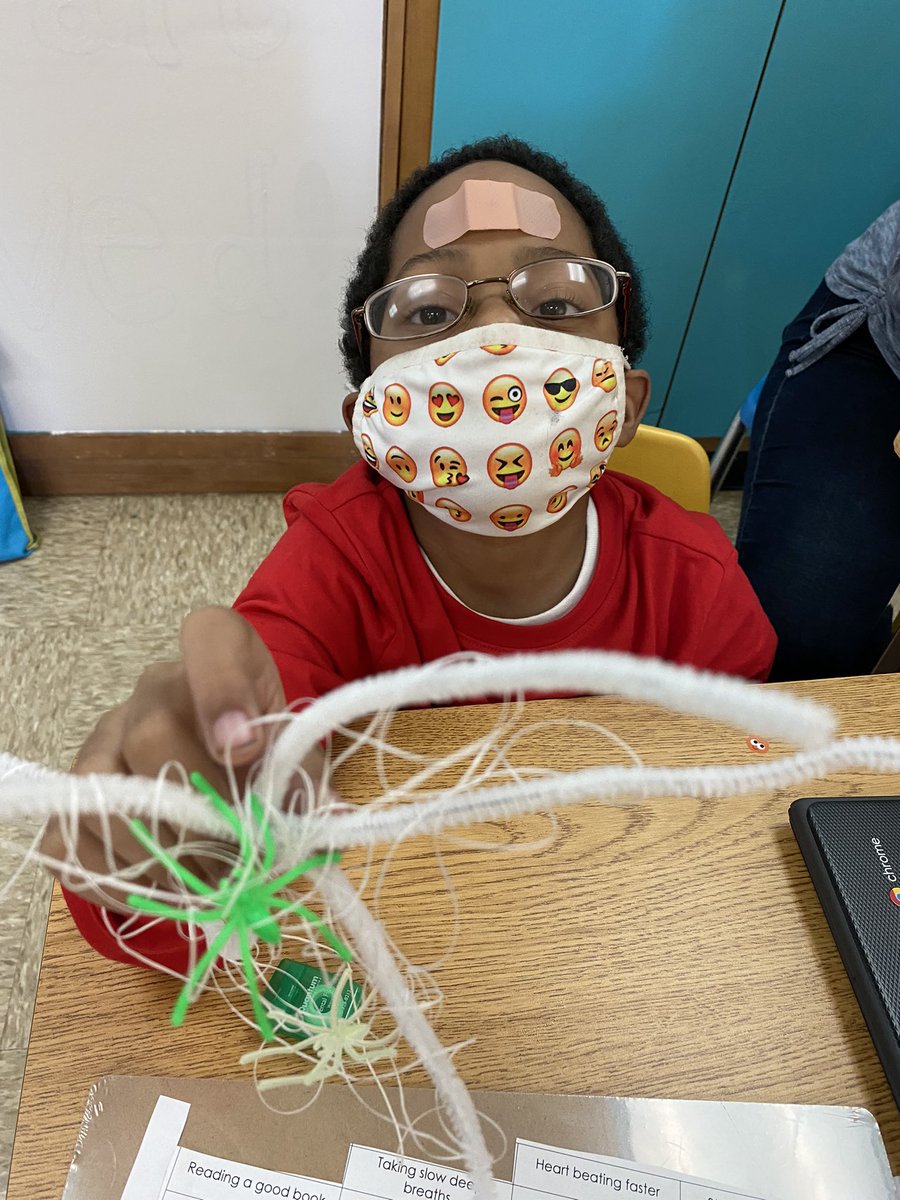 MrsRapsky's tweet photo. We had so much fun doing our PBIS STEAM challenge! @MsLeeTCS @ChatsworthSch https://t.co/MSrsL4V0zd
