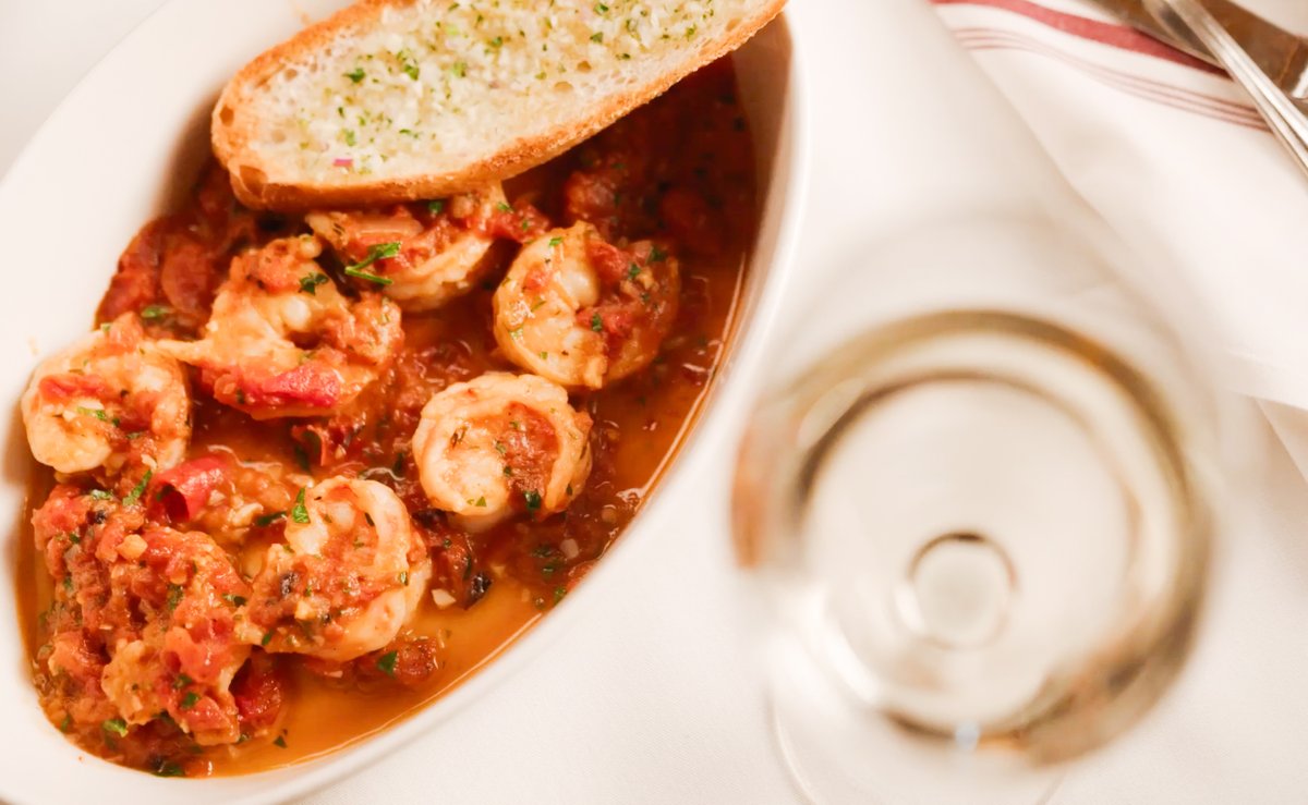 Does it get any better than this FLORIDA GULF SHRIMP SAUTEE PROVENCA? Join us this evening and let the flavors transport you to France! 🛫🇫🇷
.
.
.
#bistroniko #frencheats #frenchstylecafe #bistroinbuckhead #bistronikoatlanta #goodfood #foodie #atlantaeats #foodinatlanta #foodgram