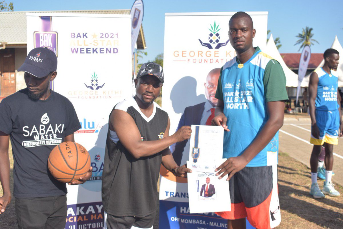 BAKKenya's tweet photo. 1st ever #BAKALLSTARWEEKEND courtesy of @lulufmradio @sabakiwater @geekay003

Team North Coach Emmanuel Nyabuto receiving his participation certificate from George Kithi Foundation 

#BAK2021
#BAKALLSTAR2021 
#Bepartofsomethingbigger
#lulufmradio
#sabakiwater https://t.co/jXbGNT4kdR