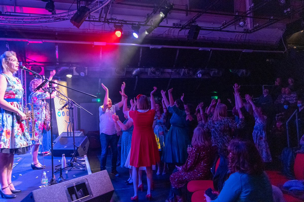 What a crowd! #rocknroll <a href="/ArtsCryer/">CryerArts</a>