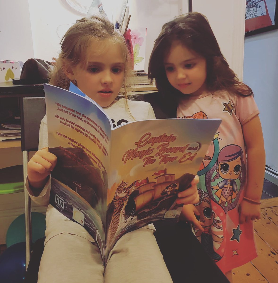 CapMagicBeard's tweet photo. How great it is to see children readingโฆ they have picked a quality book as well ๐๐
๐๐ป๐๐ป๐๐ป https://t.co/fWUbHubdXO
#BookRecommendations #edutwitter #WritingCommunity #writerslift #primaryschool #parentblog #cbeebies #kidlit #BookTwitter #ukedchat https://t.co/vUoylCiGCy