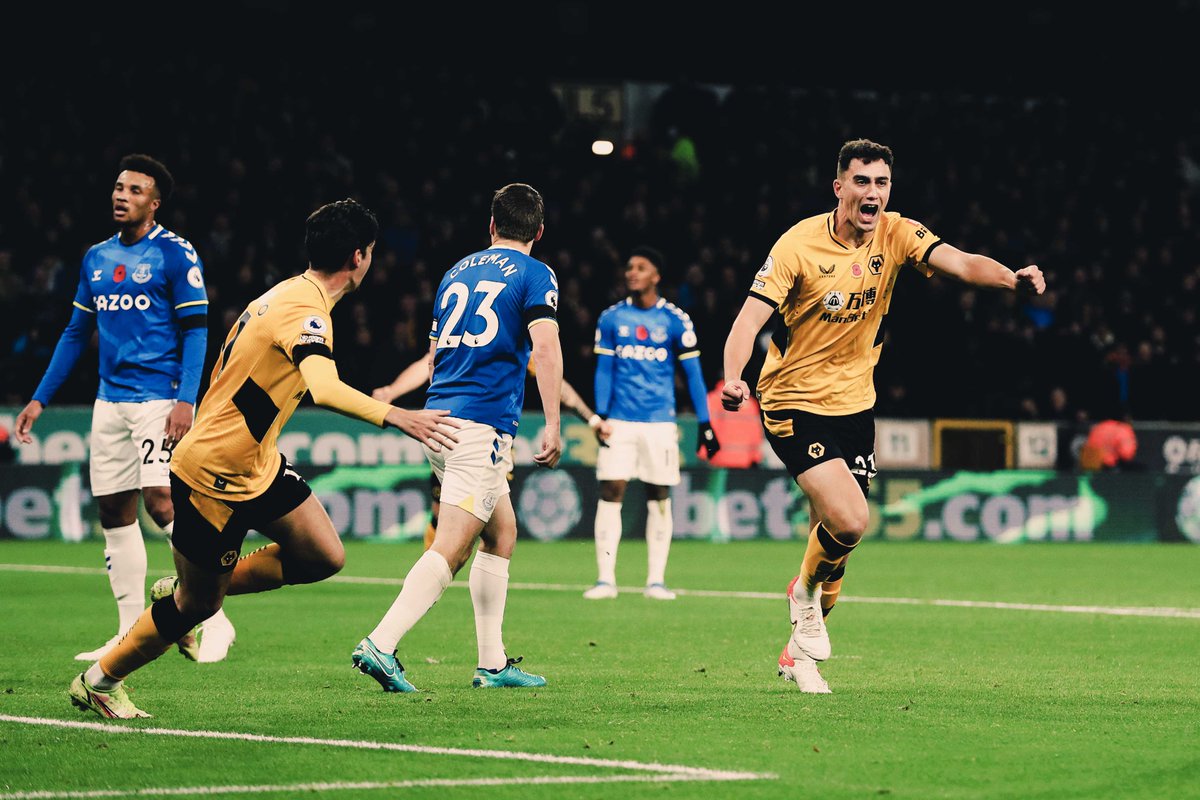Wolves's tweet photo. What a moment for @maxkilman! 💛 https://t.co/hWtvvYmKkE