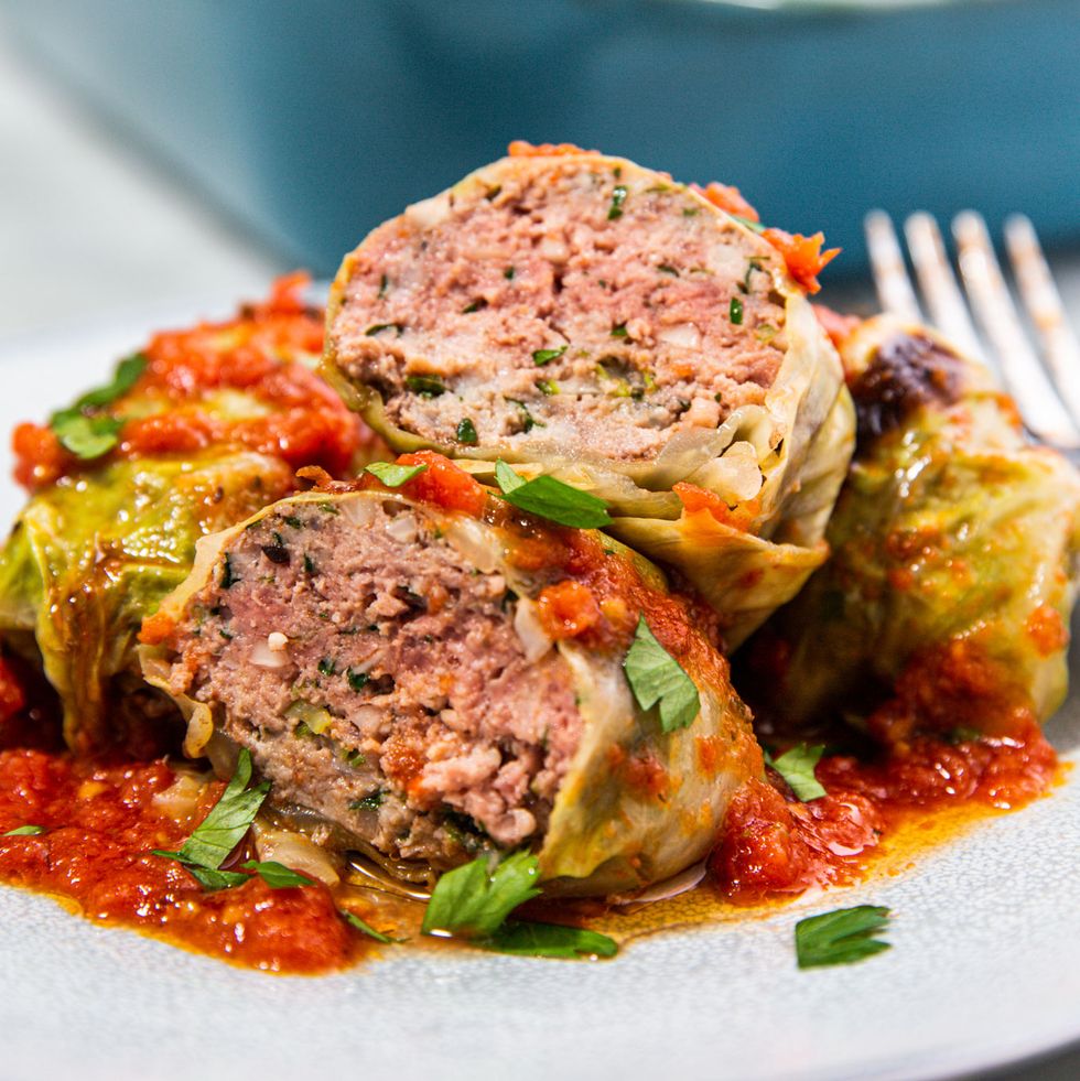 FaveThingCom's tweet photo. A delicious and low-carb version of stuffed cabbage! Check out the recipe for Keto Stuffed Cabbage on FaveThing: https://t.co/fdsV6FhEKq #FaveThing #KetoStuffedCabbage #StuffedCabbage #CabbageRecipe #KetoRecipe #Keto #Delish https://t.co/mJSM5bjfUO