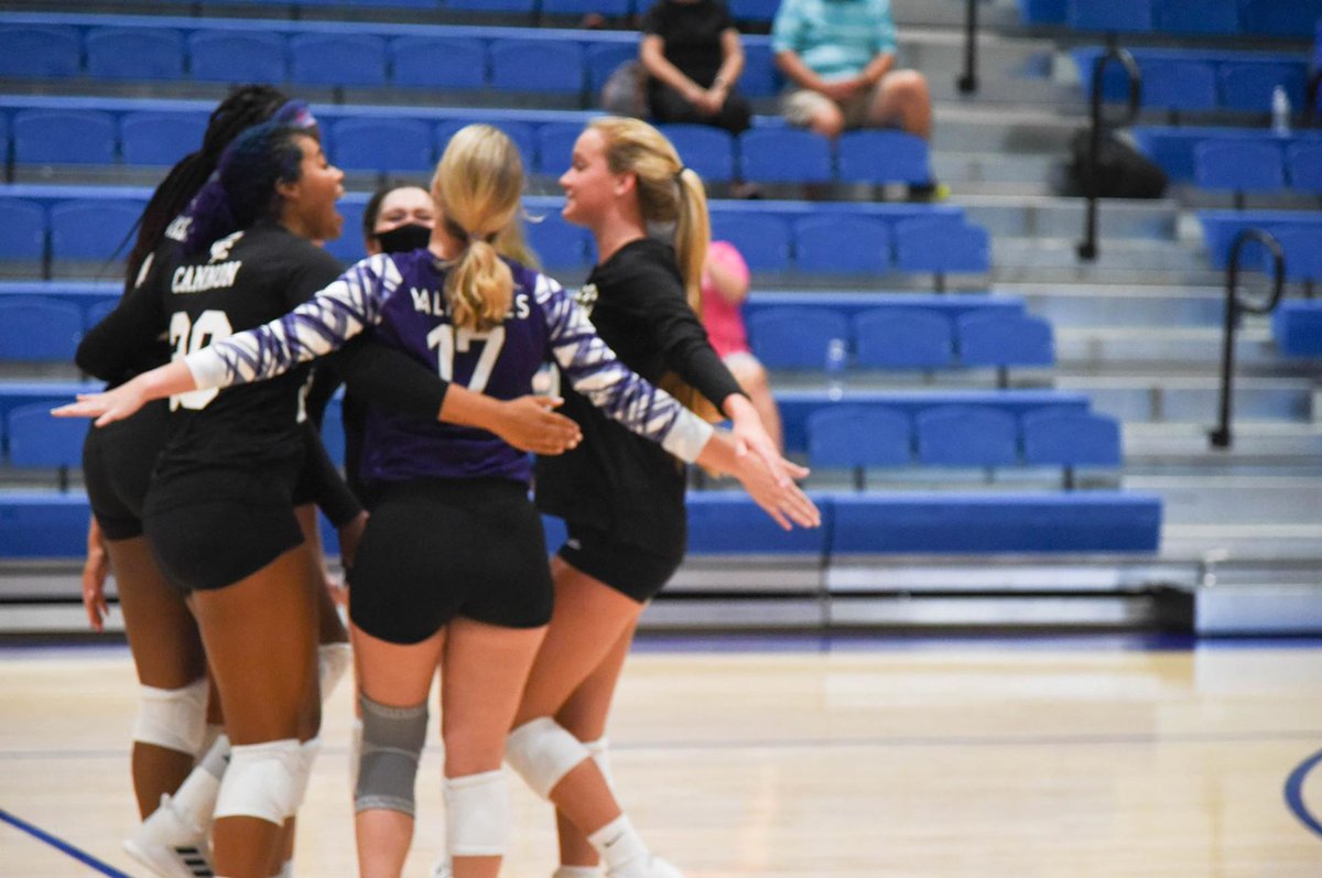 The Valkyries are headed to Georgia tomorrow night to battle Emmanuel! #GoValkyries 

📰 bit.ly/3CIukqg