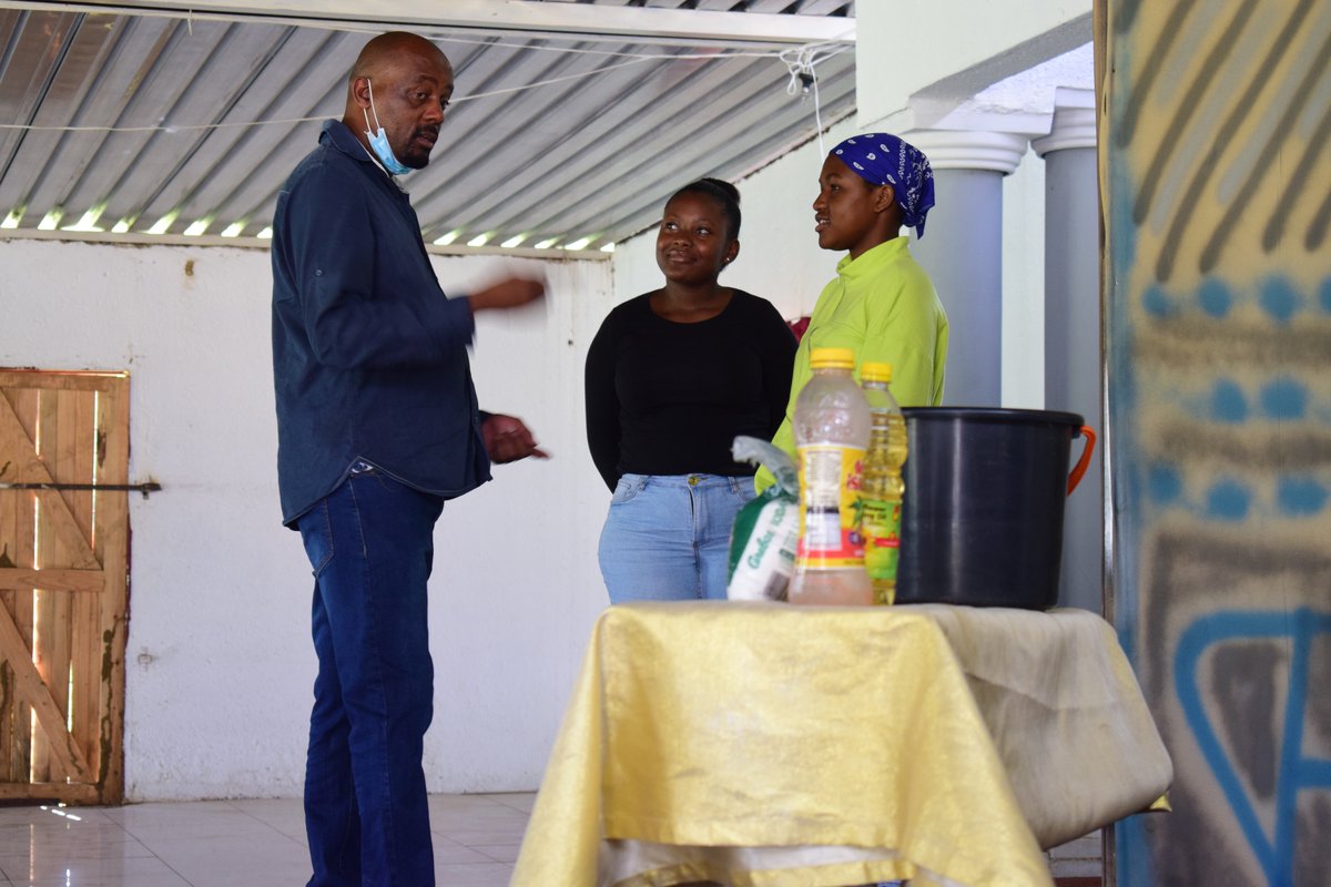 CrazySamstar's tweet photo. Public
Today we celebrate the great achievement of our Head script writer, casting agent and acting Coach for landing a role on Giyani Land of Blood. He has worked hard and helped to train and develop many young people locally. #Samsrecproductions #creativitybeyondimagination https://t.co/fhZe2J9OfN