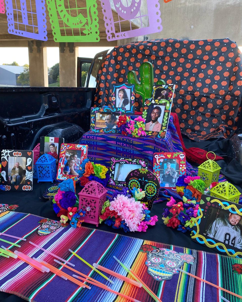 TCU_CUS's tweet photo. Lots of community engagement this weekend! Saturday we served at Hope farm and then participated in a trunk or treat 🎃🤍 https://t.co/1tuLcY2qWC