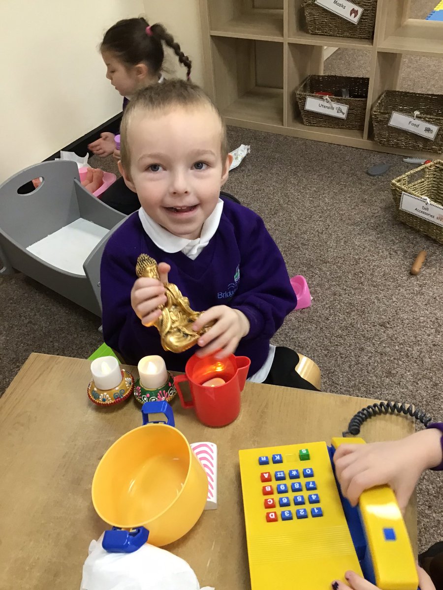 BCastlefields's tweet photo. Today Delph class explored our classroom provision. We made Diwali sweets using play dough and beans, caught stars in the water tray, practiced some yoga positions and played in the home corner. #diwali #eyfs #exploringisfun https://t.co/GeCYU3E5Wj