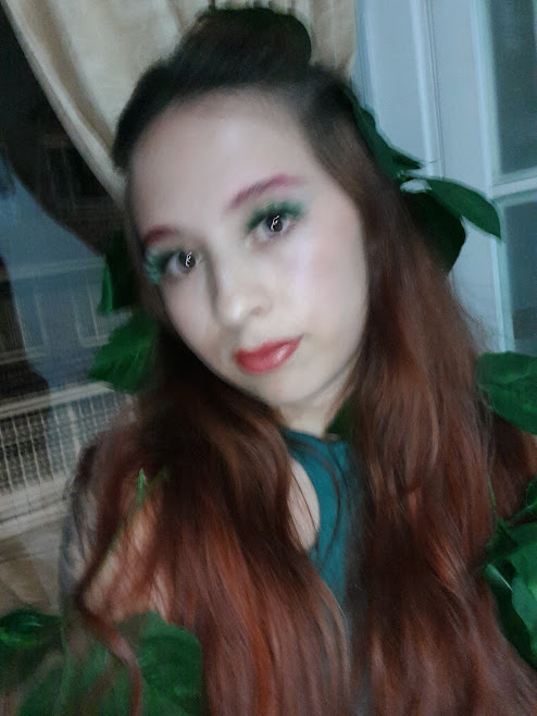 theylovelore's tweet photo. la única foto que quedó de mi halloween horas antes de la tragedia🎃 #ivypoison https://t.co/HFa3gPncrD