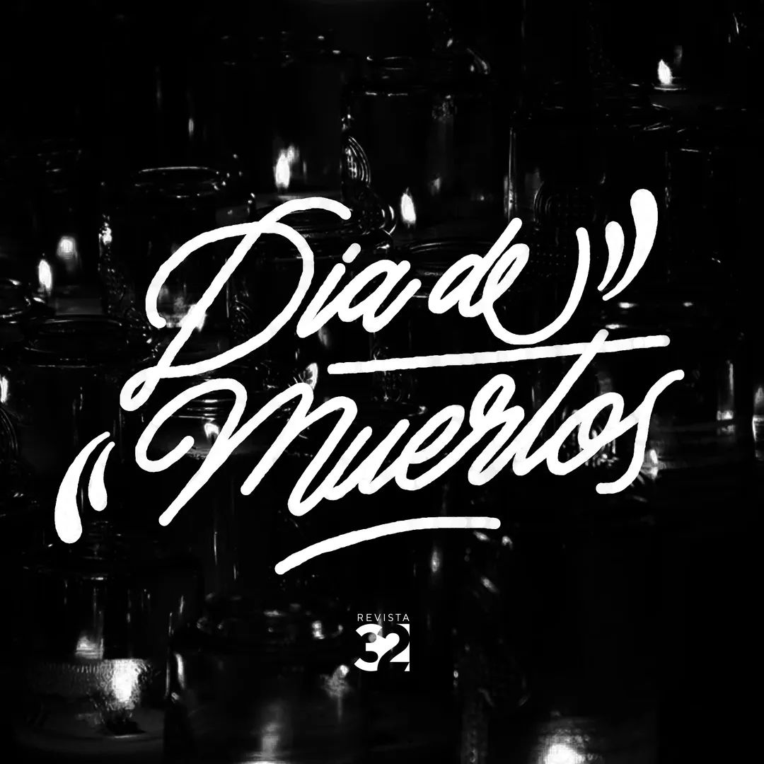 revista32's tweet photo. #DíadeMuertos es una tradición mexicana celebrada para recordar y honrar a las personas que ya no se encuentran en vida con nosotros. 🌼🕯

Entre flores, colores, sabores y olores, recordamos cada año a quienes ya no están. 🕯 https://t.co/goHGA9bpoY