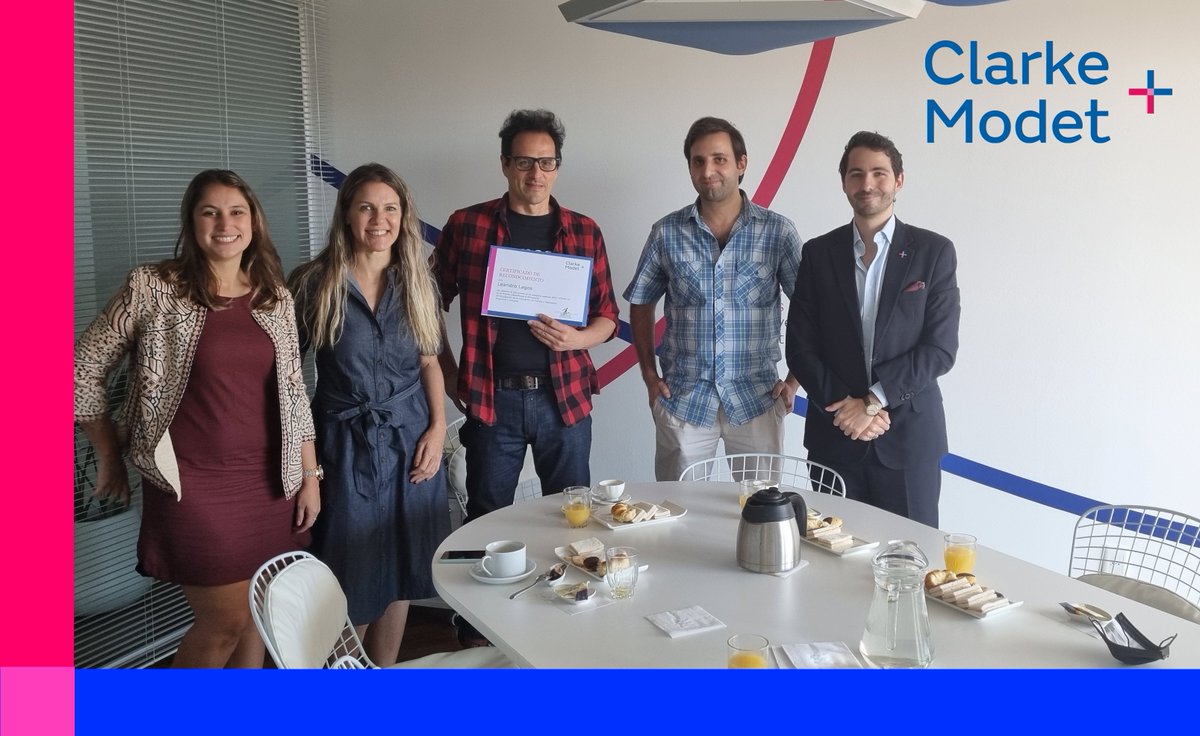 clarkemodet_ar's tweet photo. @NadiaLuna88 también obtuvo un reconocimiento en la categoría especial de este año, sobre "Covid-19", por “La peor vacuna es la que no se aplica” - @revistaanfibia 🇦🇷

La otra mención fue para @Leo___Lagos, por “Coronavirus, murciélagos y el antropoceno” - @ladiaria 🇺🇾

👏👏👏 https://t.co/UuhJKC6uOj