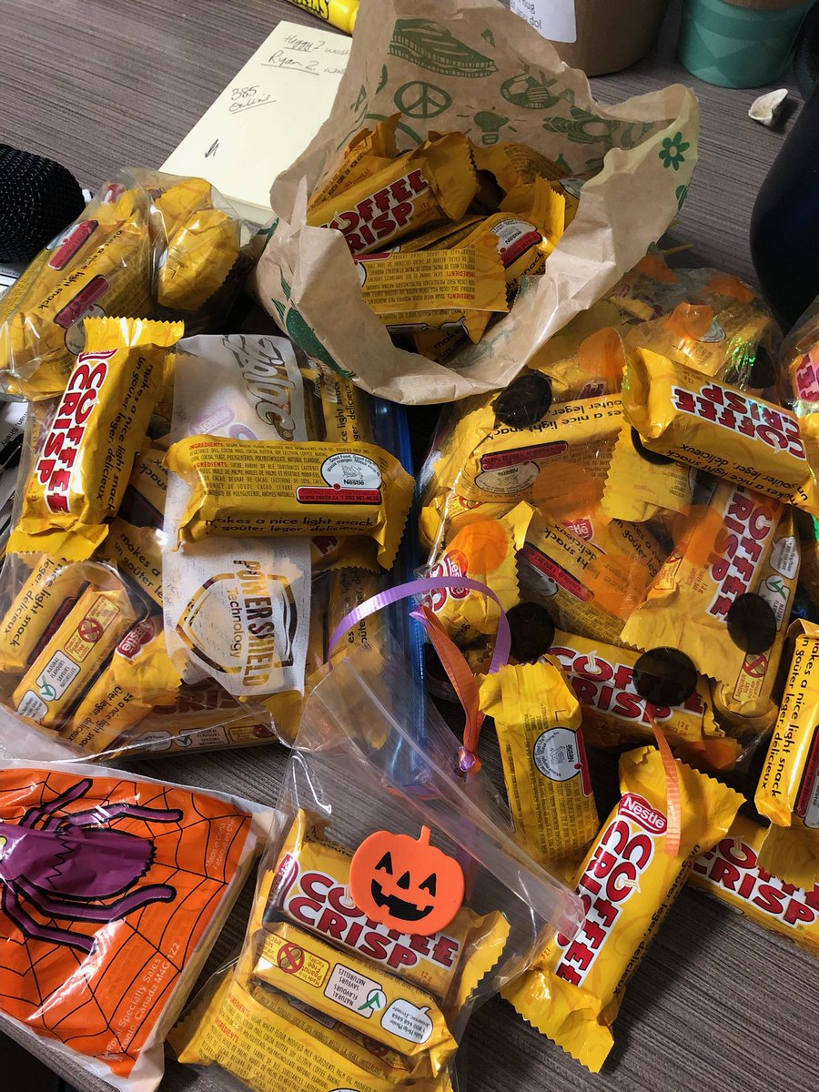 CaronGillian's tweet image. When you are the Phys Ed teacher and you say you drink your coffee “crisp”.  Your students do this. #relationships #coffeecrisp @MrLaird_Teacher @boyneps