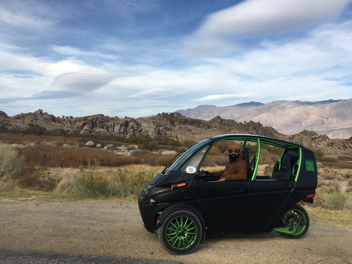 arconautsride's tweet photo. Charlie Pod’s @Zubair31496877 outside Yosemite with the Sierra Nevada’s behind Hulk #yosemite #sierranevada #nationalparks @arcimoto $FUV https://t.co/usSfzrAiLi