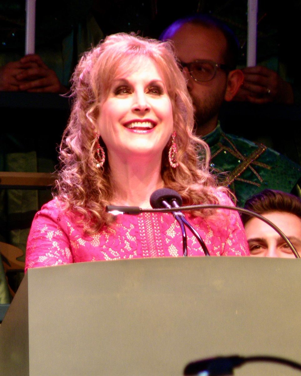 thejodibenson's tweet photo. EXCITING ANNOUNCEMENT🌟so thankful to be invited back to narrate 9 shows of Candlelight Processional at EPCOT
December 2,3 &amp; 4
This is the most special event for me to be a part of with my Disney family. I am thrilled my own family will be joining me as well. See you soon❤️ https://t.co/gldI3ZwR3a