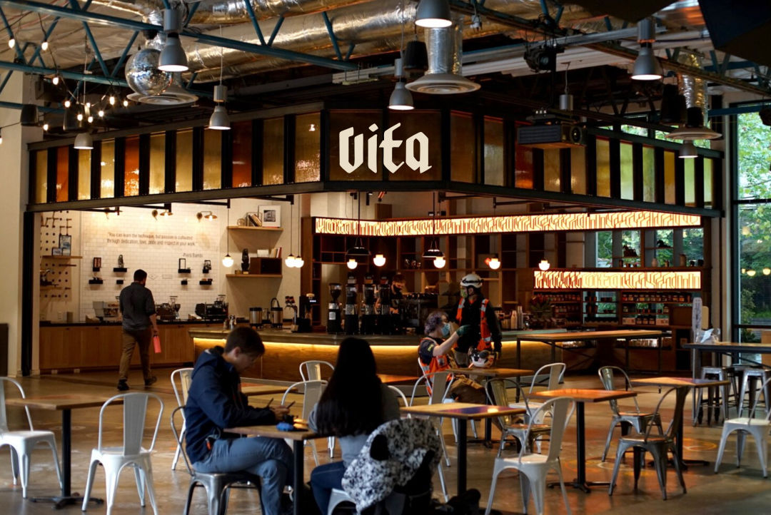EatGuideSeattle's tweet photo. The Seattle Center coffee space is now Vita at KEXP.
@CaffeVita @VisitSeattle @SeattleMet
https://t.co/UsRIimJFX5
#TheEatGuide #seattle #seattlewa #visitseattle #travelseattle #seattlemet #seattleeats #coffee #seattlecoffee #drink #seattlecenter https://t.co/XuNmoaEEHh