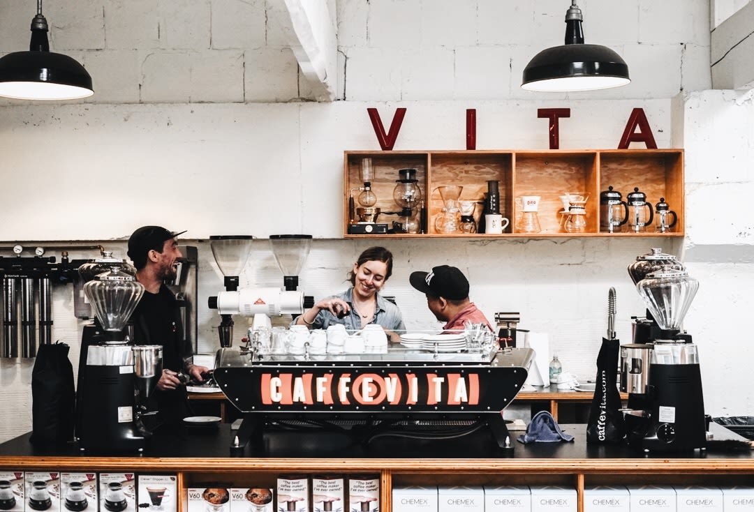 EatGuideSeattle's tweet photo. The Seattle Center coffee space is now Vita at KEXP.
@CaffeVita @VisitSeattle @SeattleMet
https://t.co/UsRIimJFX5
#TheEatGuide #seattle #seattlewa #visitseattle #travelseattle #seattlemet #seattleeats #coffee #seattlecoffee #drink #seattlecenter https://t.co/XuNmoaEEHh