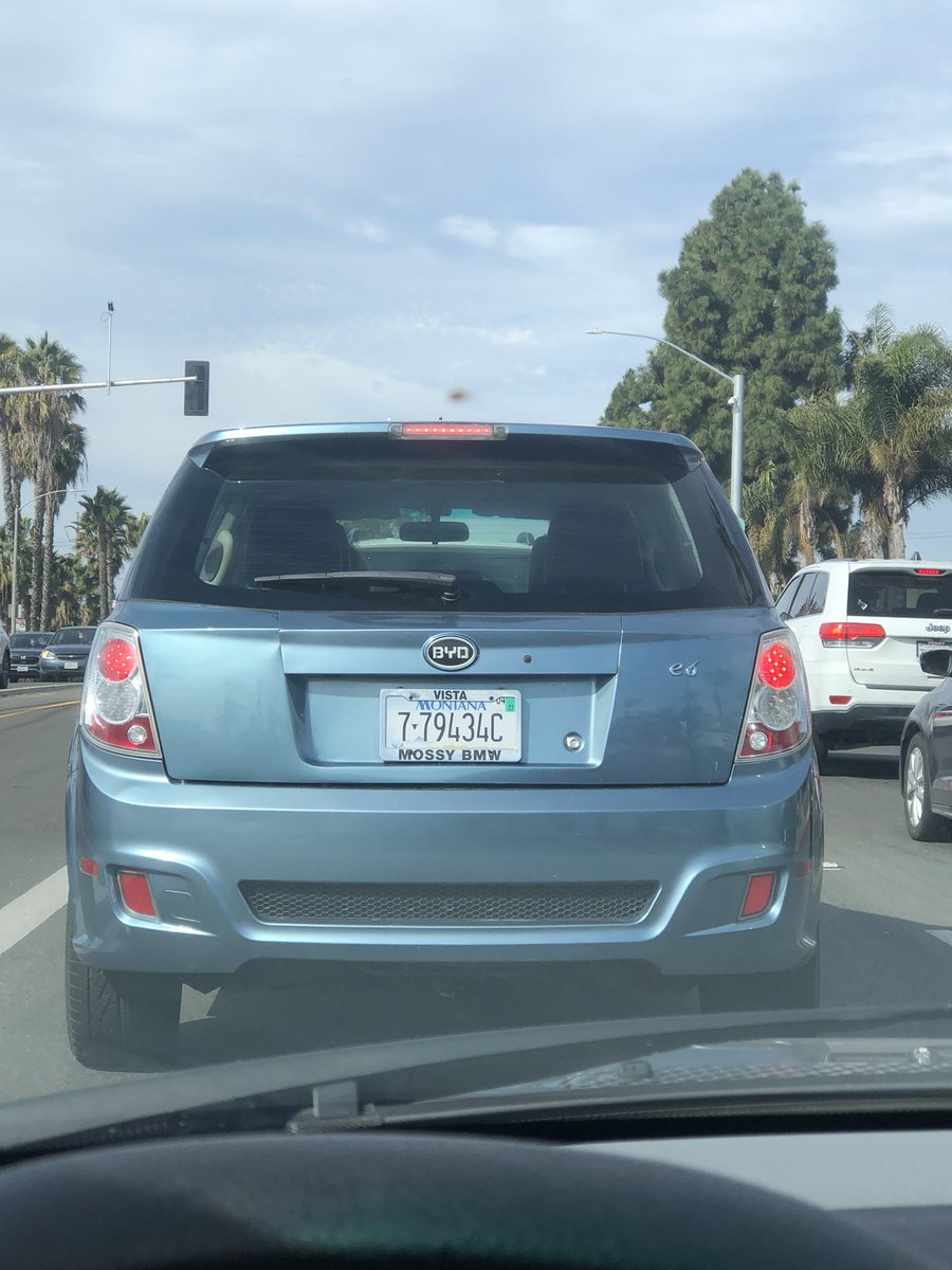 _boricuapapi's tweet photo. @DougDeMuro any idea what this is or where it’s from? https://t.co/3z0tFuQYgM