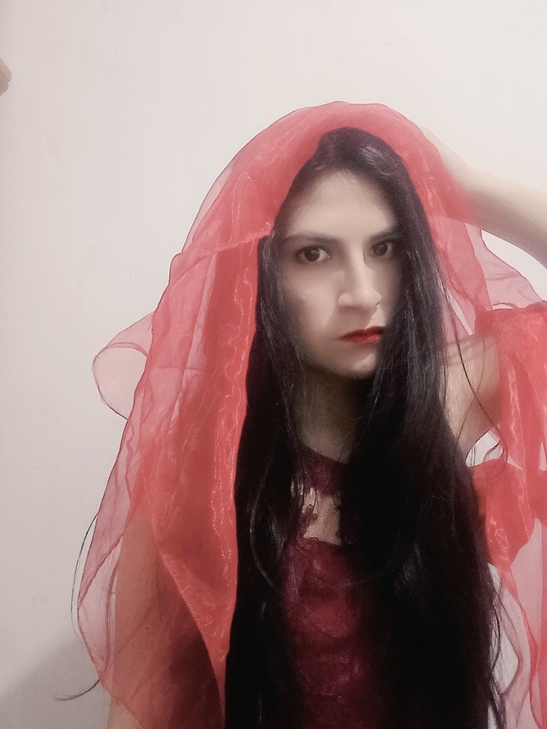 Lilibethrz's tweet photo. Bueno, un poco tarde, pero aquรญ mi intento de disfraz. Soy una novia fantasma, Xuan Ji me dijeron(?)
Que Pei-lan se cuide, jajaja.
#HappyHalloween2021 #Ghostbridge #XuanJiIFeelYou https://t.co/QkruJEtKYM