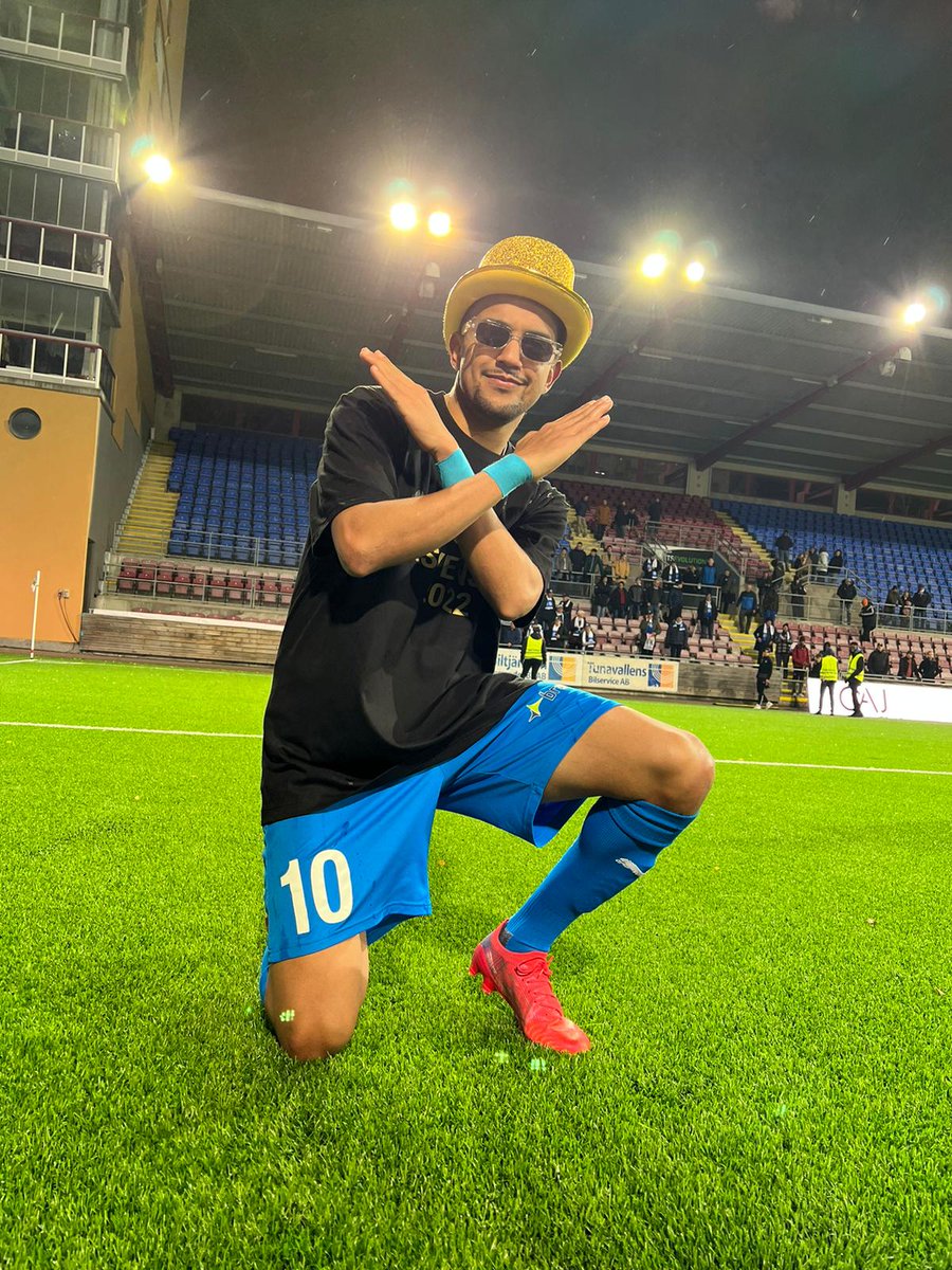 erickbrendon06's tweet photo. A história foi escrita , eu consegui mais uma vez 
Seguida 😢🤍💙 
a glória é sempre de Deus  🙏🤍💙 https://t.co/8JUdue9cNd