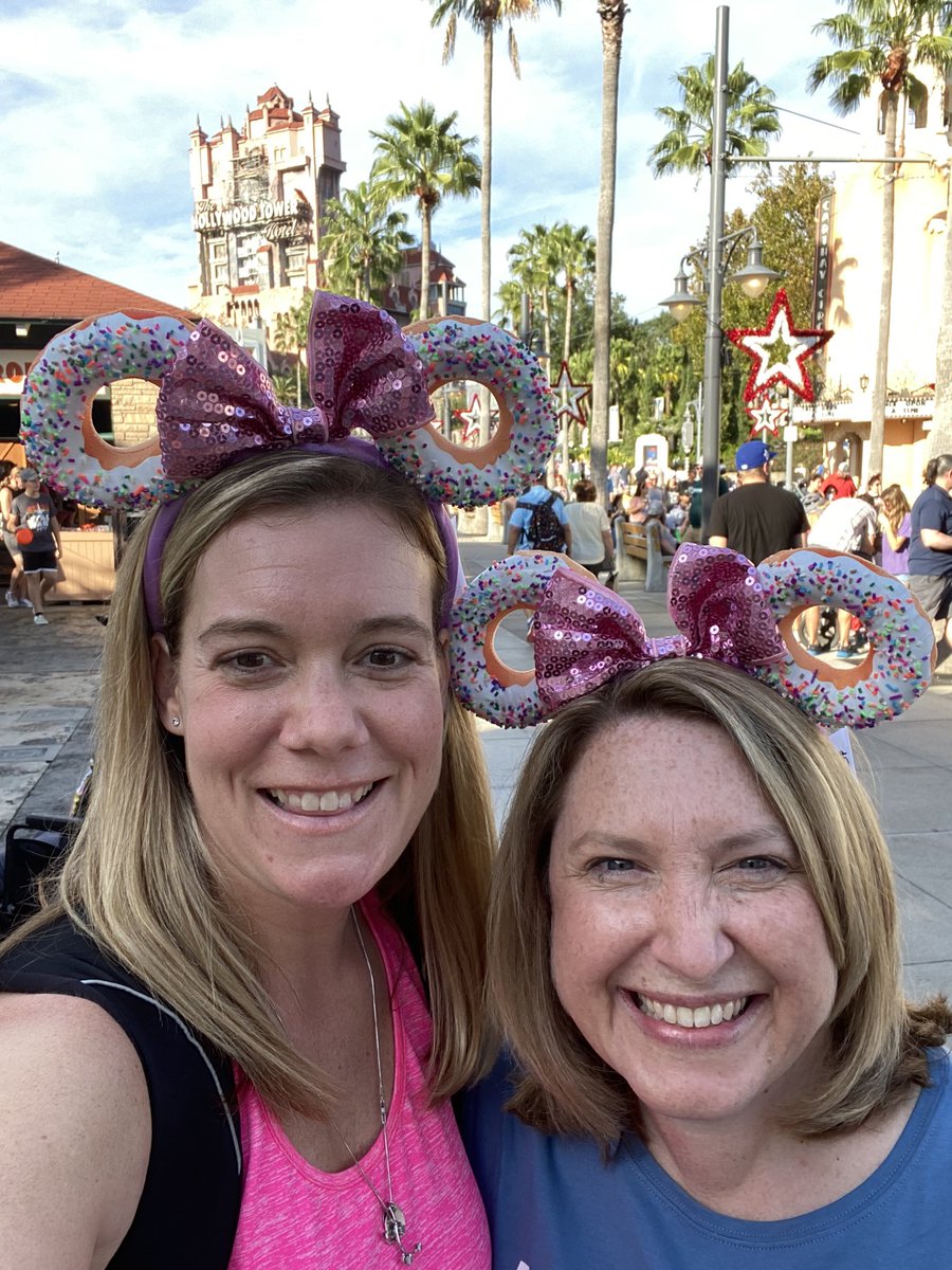 LeslieLeisey's tweet photo. #DonutFear, @KeleherAART and I are HERE @WaltDisneyWorld! Be home soon @PTSquadTweeters! #PawTechSquad https://t.co/R2IdtEEzxA
