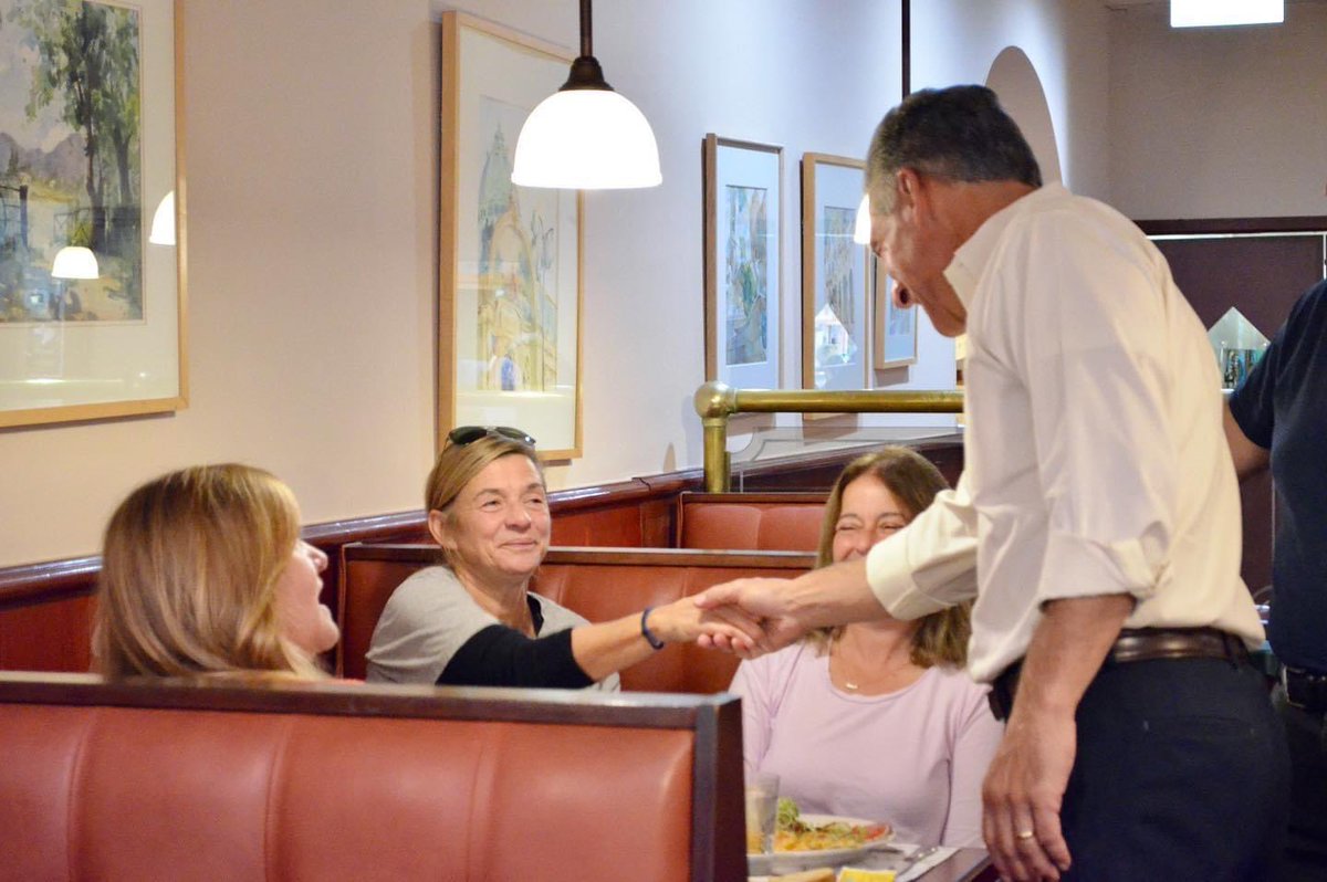 Jack4NJ's tweet photo. I’ve been spending my last day on the trail visiting small businesses throughout the state, the backbone of the New Jersey economy, & talking to their owners and supporters. This morning, it was at Matthew’s Colonial Diner in Waldwick and the Daily Treat in Ridgewood. #LetsFixNJ https://t.co/iZFit1e6AY