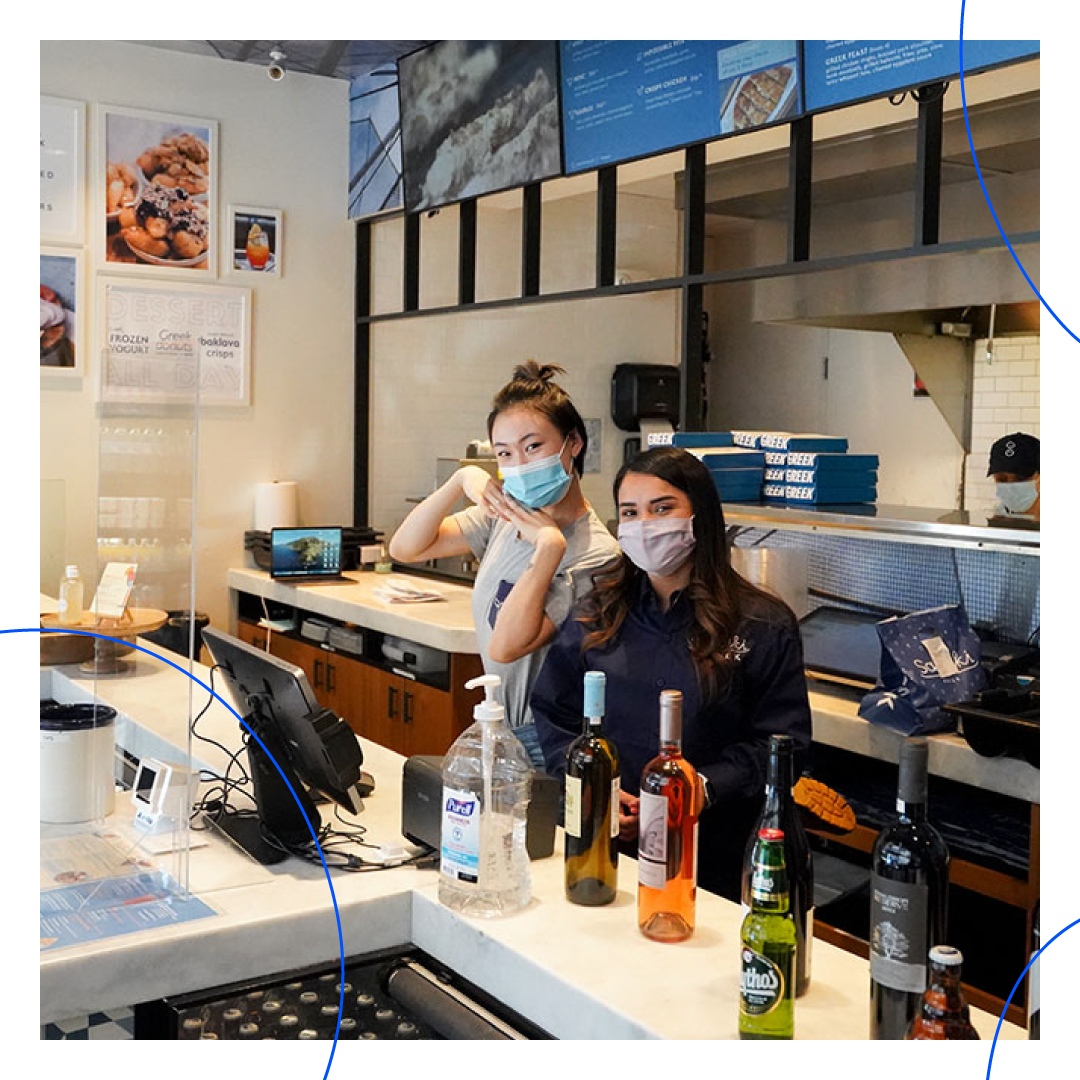 Experience our Greek Hospitality! 🏺🇬🇷
Delicious food, even better service! 💙👌🏻
#SalonikiGreek #FreshGreekFood #Teamwork