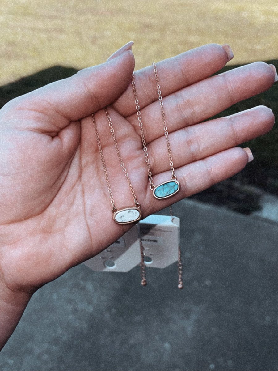 l_lboutiquee's tweet photo. We LOVE $9.99 necklaces!!! These are perfect for everyday wear!๐คฉโจ
.โฃ
.โฃ
.โฃ
.โฃ
.โฃ
#accessories #supportsmallbiz #fashionjewelry #ootd #everydaywear #boutique #westernfashion #marblejewelry #nfrstyle #daintyjewelry #neckcandy #necklaces #necklaceset #onlineshopping https://t.co/gZGYElByqu