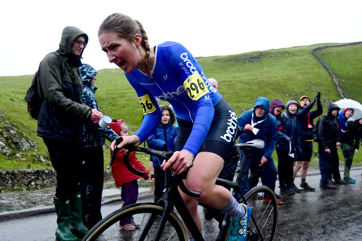 VeloUK's tweet photo. Being the best of the best means giving your all... #painfaces #hillclimbs #Winnats #goingdeep https://t.co/AVD4vZhQHX