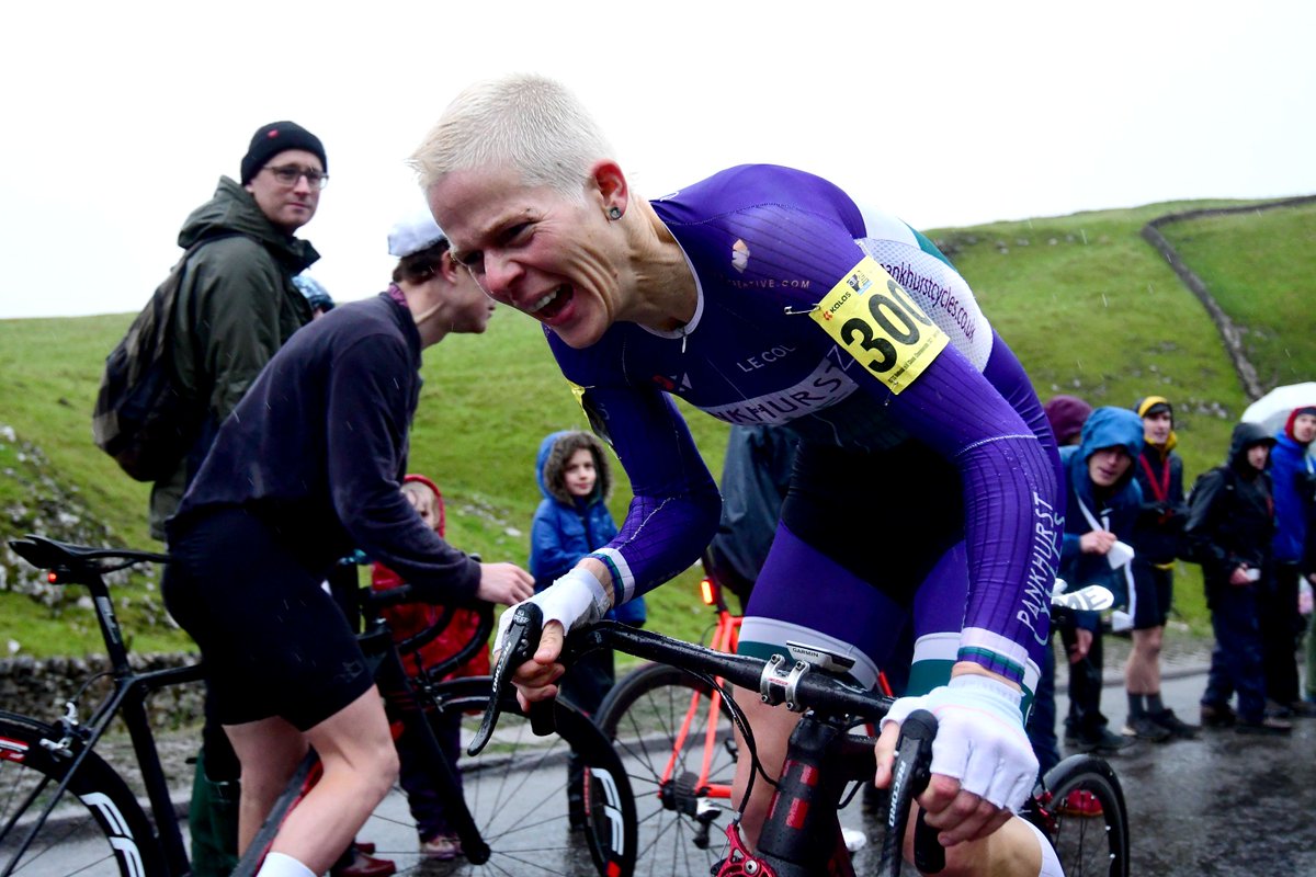 VeloUK's tweet photo. Being the best of the best means giving your all... #painfaces #hillclimbs #Winnats #goingdeep https://t.co/AVD4vZhQHX