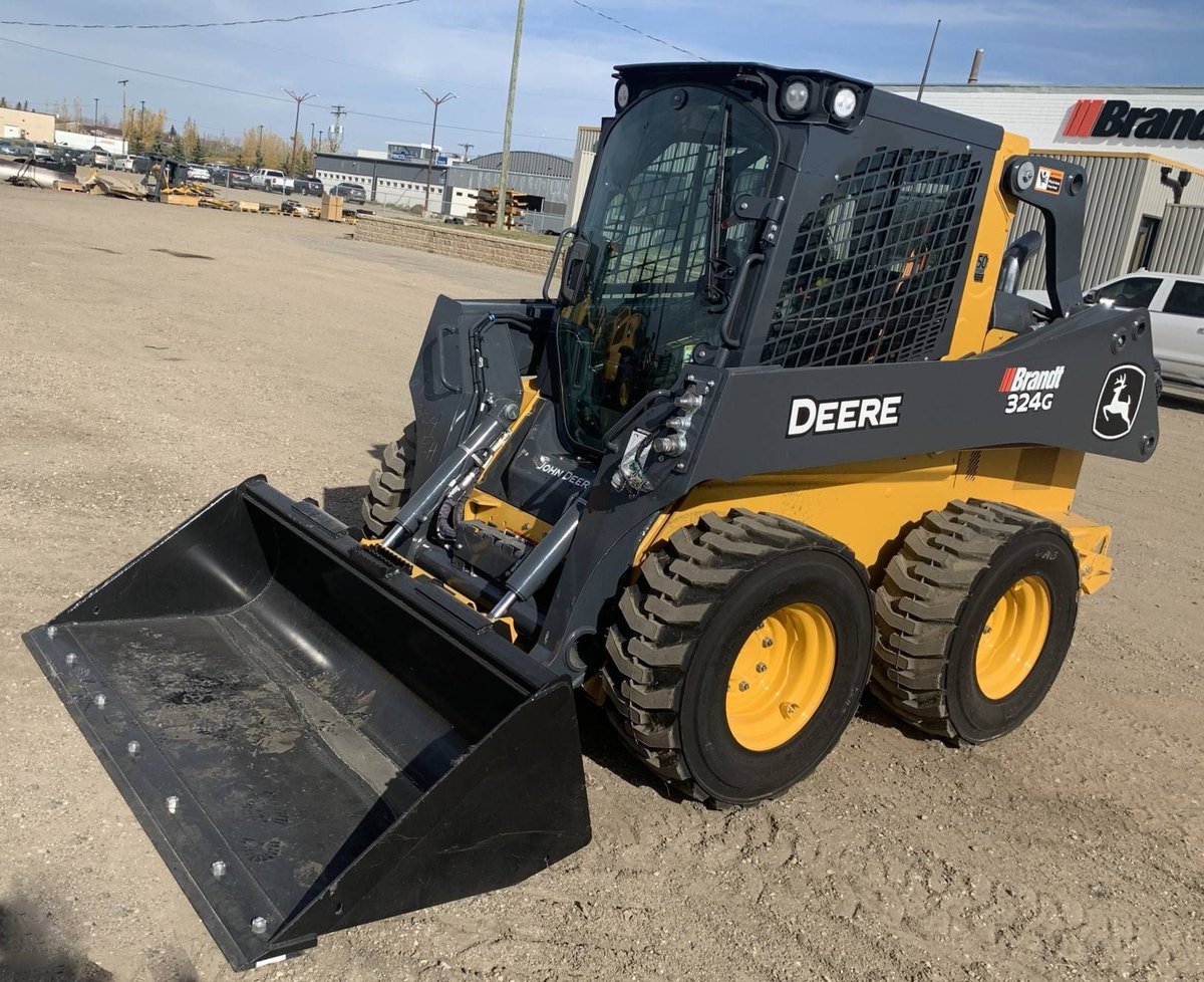 Brandt_CFMH's tweet photo. π₯ Just Listed π₯ Check out this 2020 John Deere 324G in Winnipeg, MB for $73,000 CAD here: https://t.co/0LT4XK97Pn
#UsedEquipment #SkidSteer #Loader #FreshTrade https://t.co/Flqd706HHc