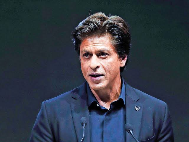 Happy birthday To the King of Bollywood Also good wishes 
For Aryan Khan 