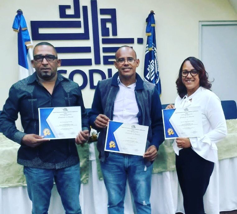 CodiaCentral's tweet photo. El presidente del Colegio Dominicano de Ingenieros, Arquitectos y Agrimensores (CODIA), ingeniero Dolores Núñez juramentó en la sede-central del gremio a los nuevos directivos de la delegación CODIA-El Seibo. #Codiard https://t.co/yi6lpfVIoY