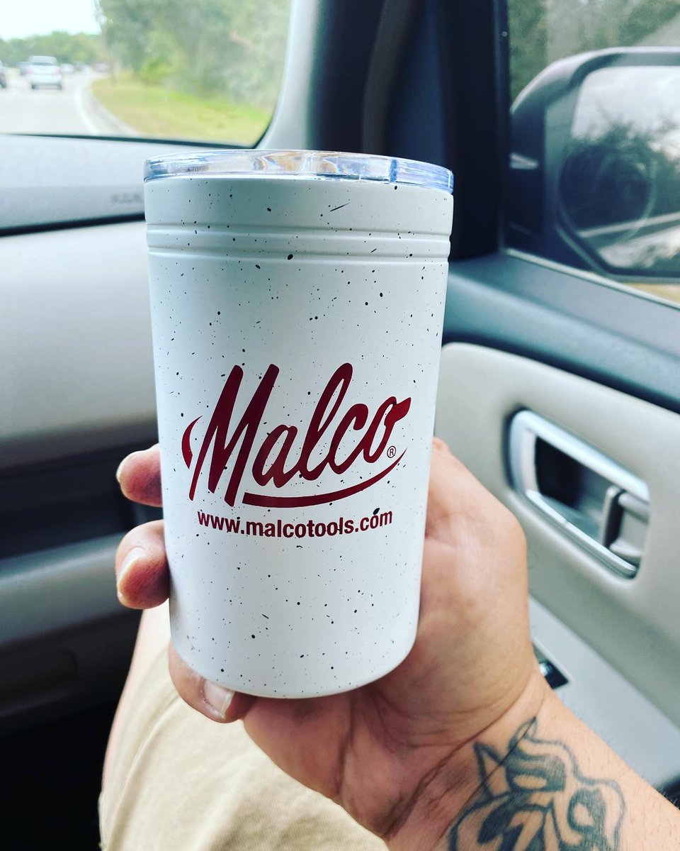 malcotools's tweet photo. Tumbling into the week 😉
Celebrating #MalcoMonday with all of you! Thanks for sharing your winning Malco® tumblers.
Photo credits: Jessica Bognear, @malpa13, @gallagher1835, @jeremy.parks.10
#mymalcotools #workperformoutlast https://t.co/YK8hZfW3yt