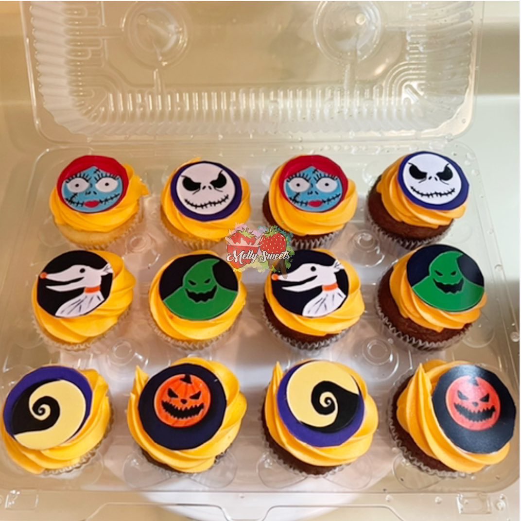 melly4sweets's tweet photo. Nightmare Before Christmas Baby Shower 💀👻🎃🎄👶🏽🧡
#MellySweets #nightmarebeforechristmas #babyshower #halloween #daytonohbaker #blackownedbusiness https://t.co/UjCdEpRbep