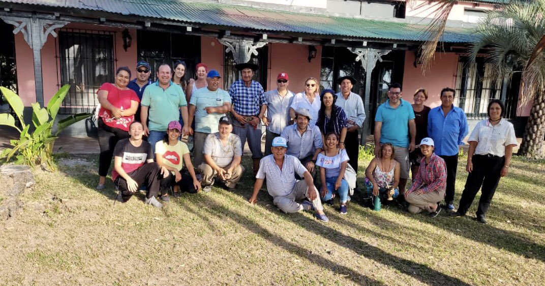 carlitosoviedo's tweet photo. Los malvinenses merecen caminos señalizados y en buen estado, servicios básicos y diálogo permanente con la Municipalidad 🤜🏻🤛🏻 ¡Vamos que Juntos Somos Futuro! #Lista51 🇦🇷 https://t.co/VZPr1K6hCM