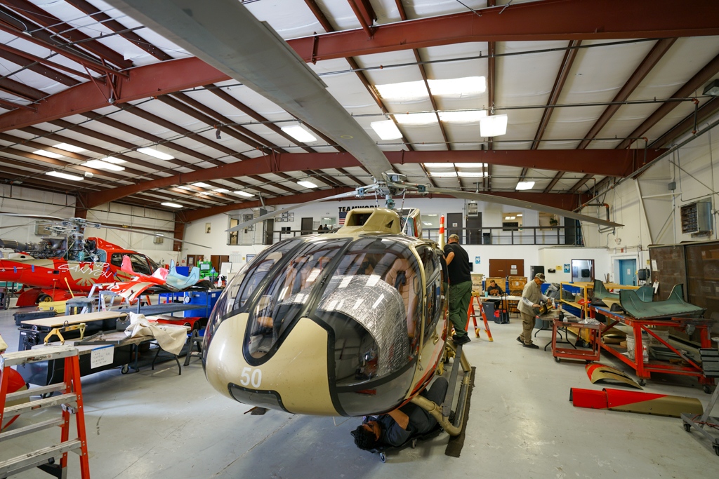 IFlyPapillon's tweet photo. Always working hard, day and night! 🚁#maintenancemonday #maintenancedept #turbomeca #safrangroup #iflypapillon https://t.co/IM1zCM5MDa