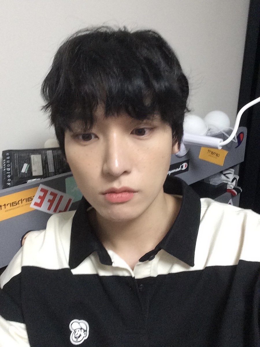 mykitten__'s tweet photo. 주근깨씨발 https://t.co/Lm88mPFYRC
