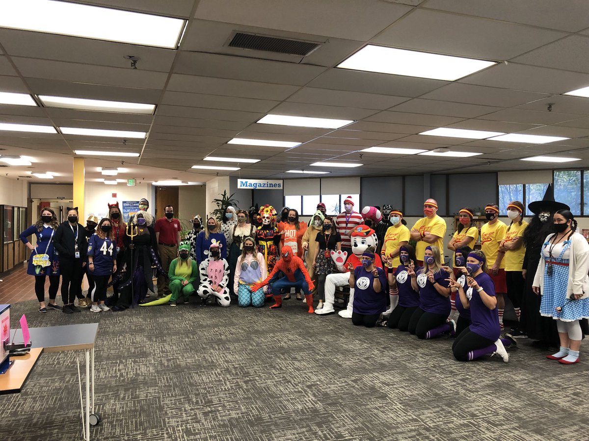 LKParks4's tweet photo. Here are some of the pictures of staff at OMMS today dressed for Halloween π #PatriotPride #ommsteam #AACPSAwesome #ilovemyjob
Whereβs Waldo? https://t.co/TKpTrlgWOt