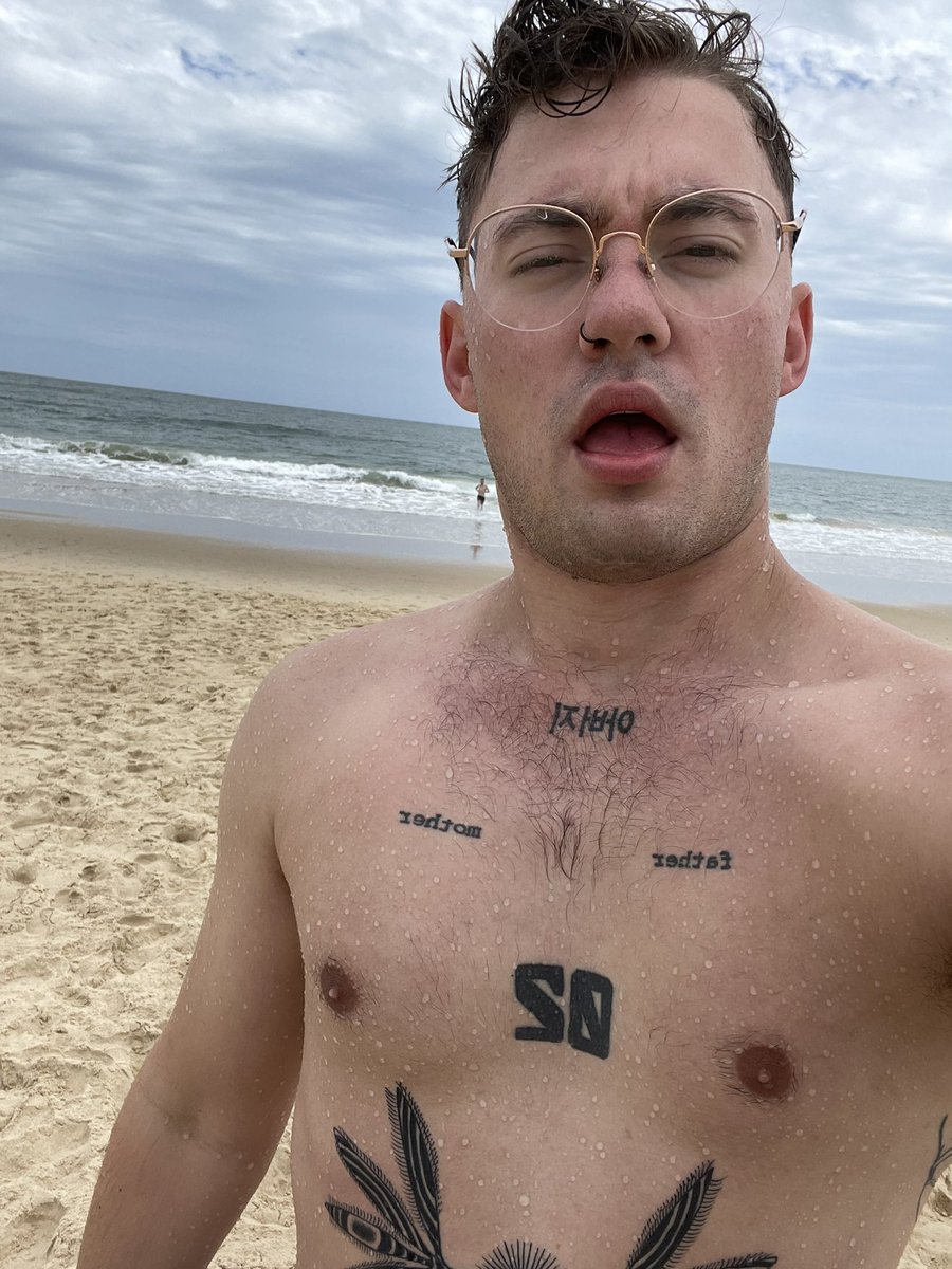 lachiebug's tweet photo. I swallowed too much seawater https://t.co/m21Za0fuC4