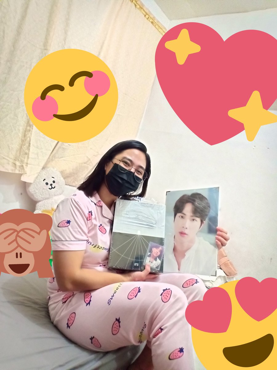 BITSouthPH's tweet photo. Thank you for trusting our shop with your first ever budol ng official @BTS_twt merch from @weverseshop 💜  to more bangtan budols to come 🙈 abat nauwi mo pa si jin 😂
#mots #conceptphotobook #jin #premiumphoto #BANGBANGCON21 https://t.co/2xHrhFhyls