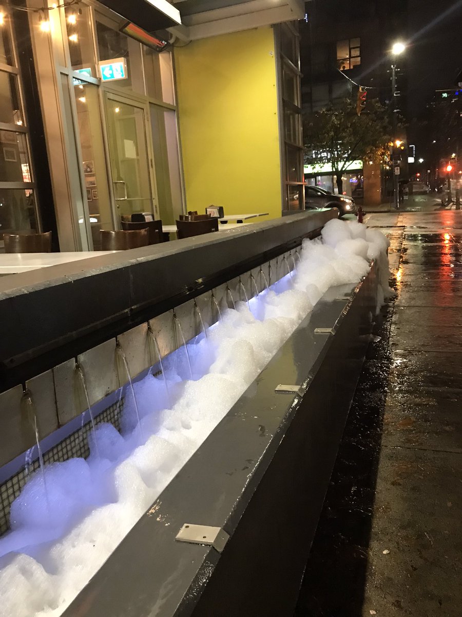 megamouthmedia's tweet photo. In lighter news in #DowntownVan:
Someone decided to have a bit of fun with the water feature at the corner of Davie and Howe this evening.
Who’s up for a bubble bath? I’ll bring the 🍾 🤣😂
#Vancouver #Bubblegate https://t.co/ivtR7ULfmR