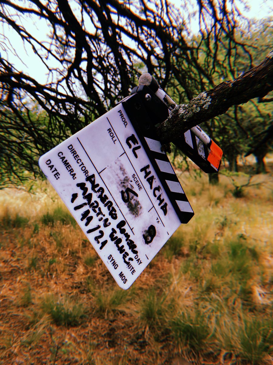 martinturnes's tweet photo. 🎥🦌🔥 Volvimos a #LaPampa para la 3er etapa de #rodaje de @ElHachaFilm con @romerodh @ale_rath @puentefilms y un gran equipo!!!
#cineargentino #cine #direcciondefotografia #dop #irfilm #cineir #infrared #infrarojo #BMPocket4K #LeicaR
#DiarioDeRodaje
Jornada 301 https://t.co/906SbAff4X