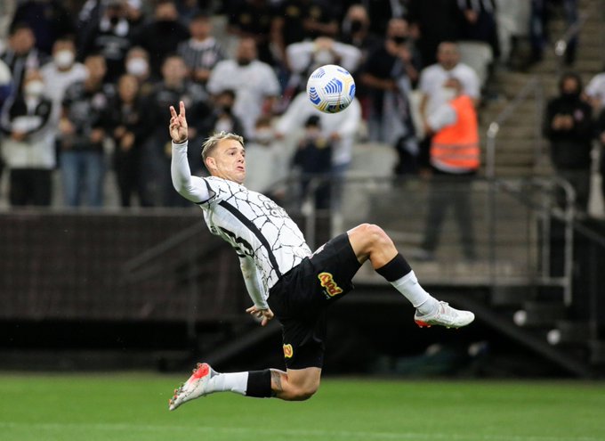 FDJ9RgJWUAUy5yJ?format=jpg&name=small