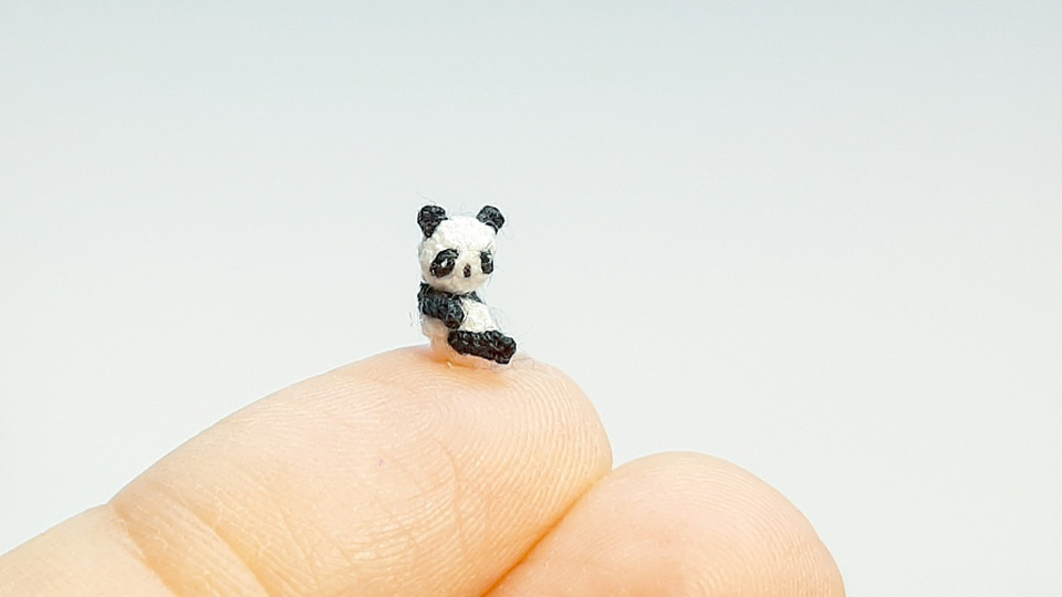 Lucia Dolgopolova microcrochet tejer figuras diminutas Lucia Dolgopolova microcrochet tejer figuras diminutas