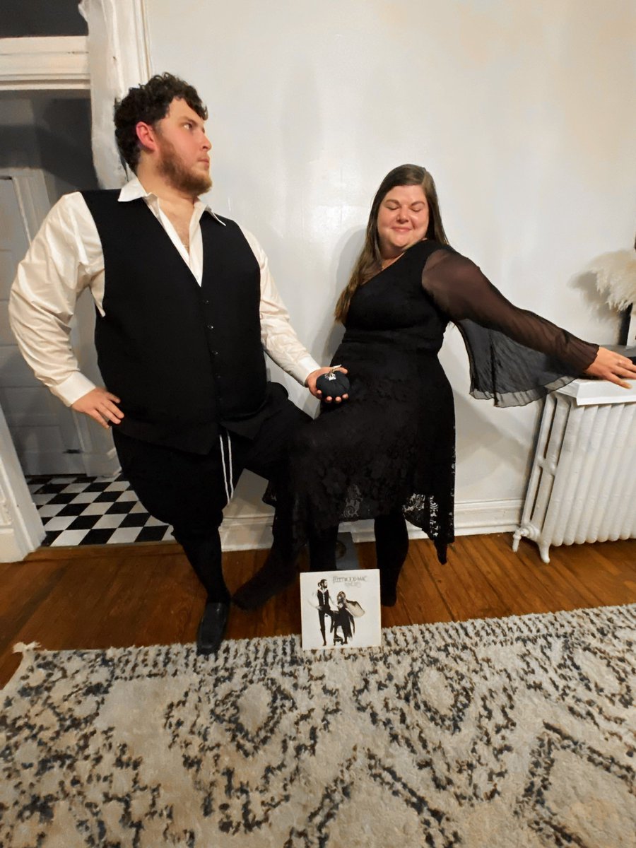 clarwhit's tweet photo. Our best Halloween costume yet. Grateful for a fiancé who picks a costume just so I can be @StevieNicks 🔮#FleetwoodMac #rumours #gypsy #halloween2021 https://t.co/n6XCtgGS2C