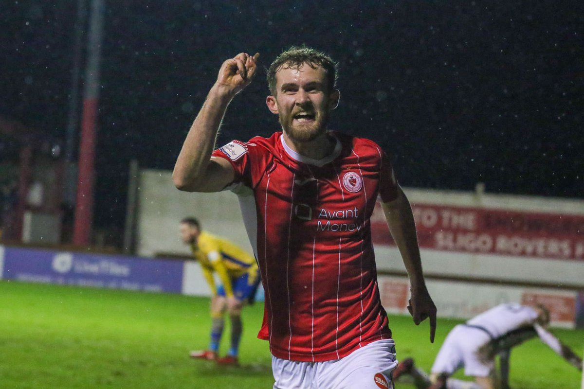 sligorovers's tweet photo. Coolest man in Sligo this evening 

That Showgrounds roar when it hit the net 👌🏻 🔴⚪️ https://t.co/dJlhHiFpub