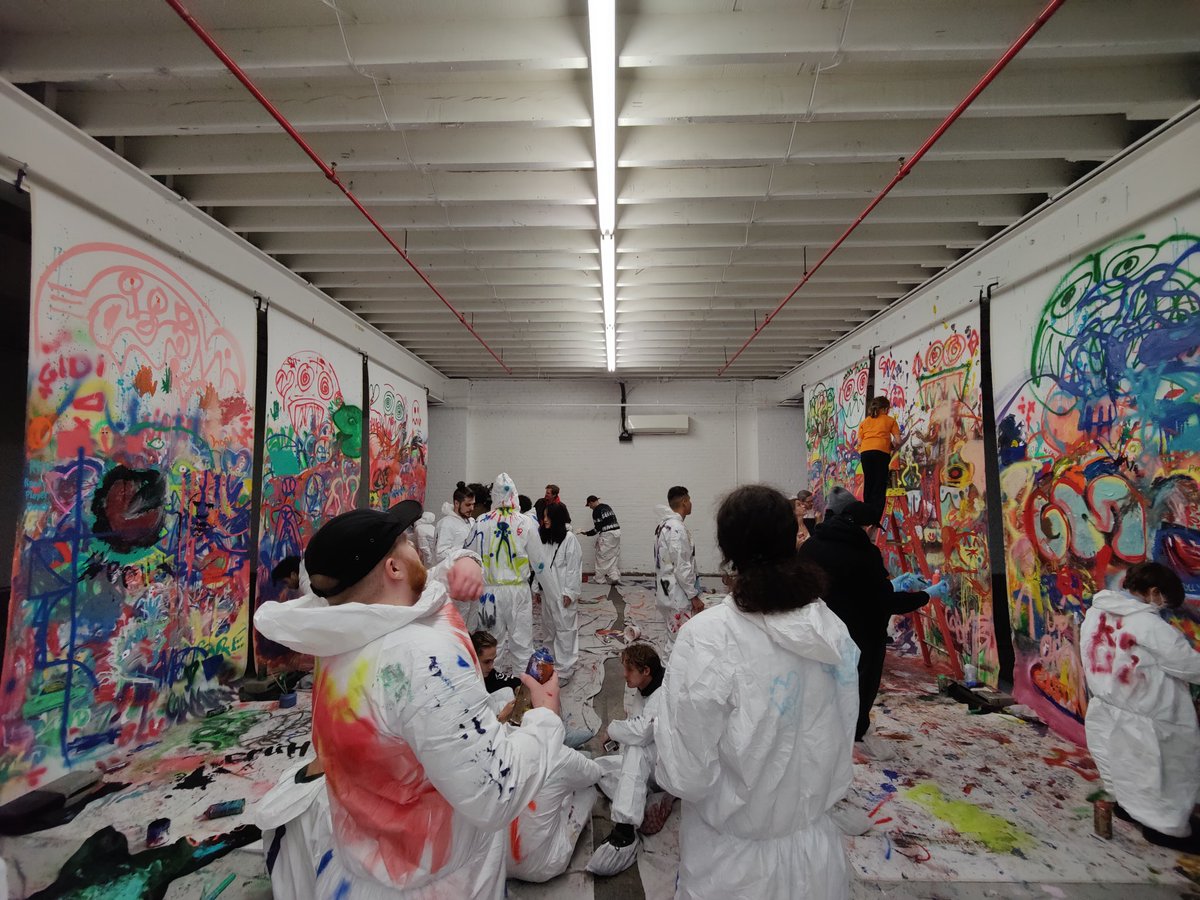 The <a href="/fewocious/">FEWOCiOUS</a> paint party was pure joy 🙌❤️