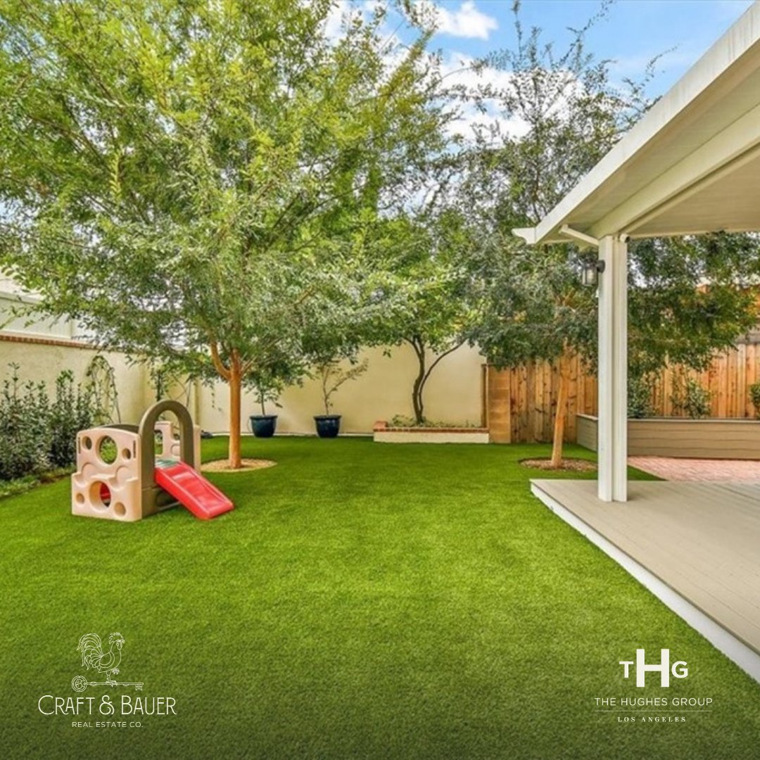 CraftAndBauer's tweet photo. "As anyone with kids in #LA knows, buying a home in the right school district is a challenge, so I was excited to get my clients this gem in their dream district, w/a gorgeous yard &amp; detached office. Everyone wins. That’s why I love what I do."

🏡#Sold by @DaniYeretzian · $1.06M https://t.co/n4X5xMfgjb
